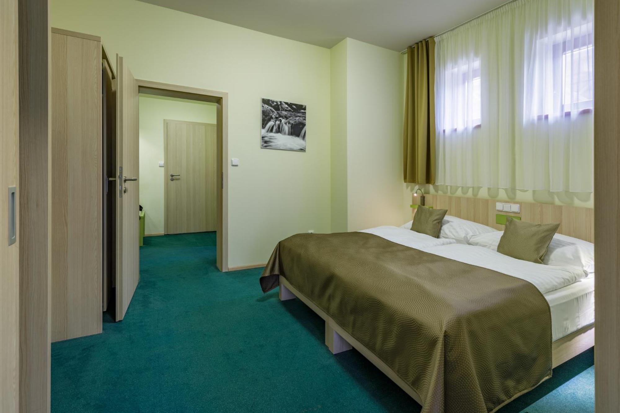 Peras Wellness Hotel Ludvíkov Dış mekan fotoğraf